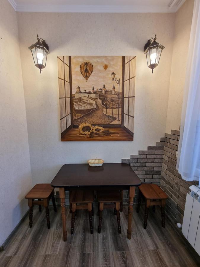 Petropavlivska Apartment Тиха Вуличка В Центрі Старого Міста Kamianets-Podilskyi Exterior foto